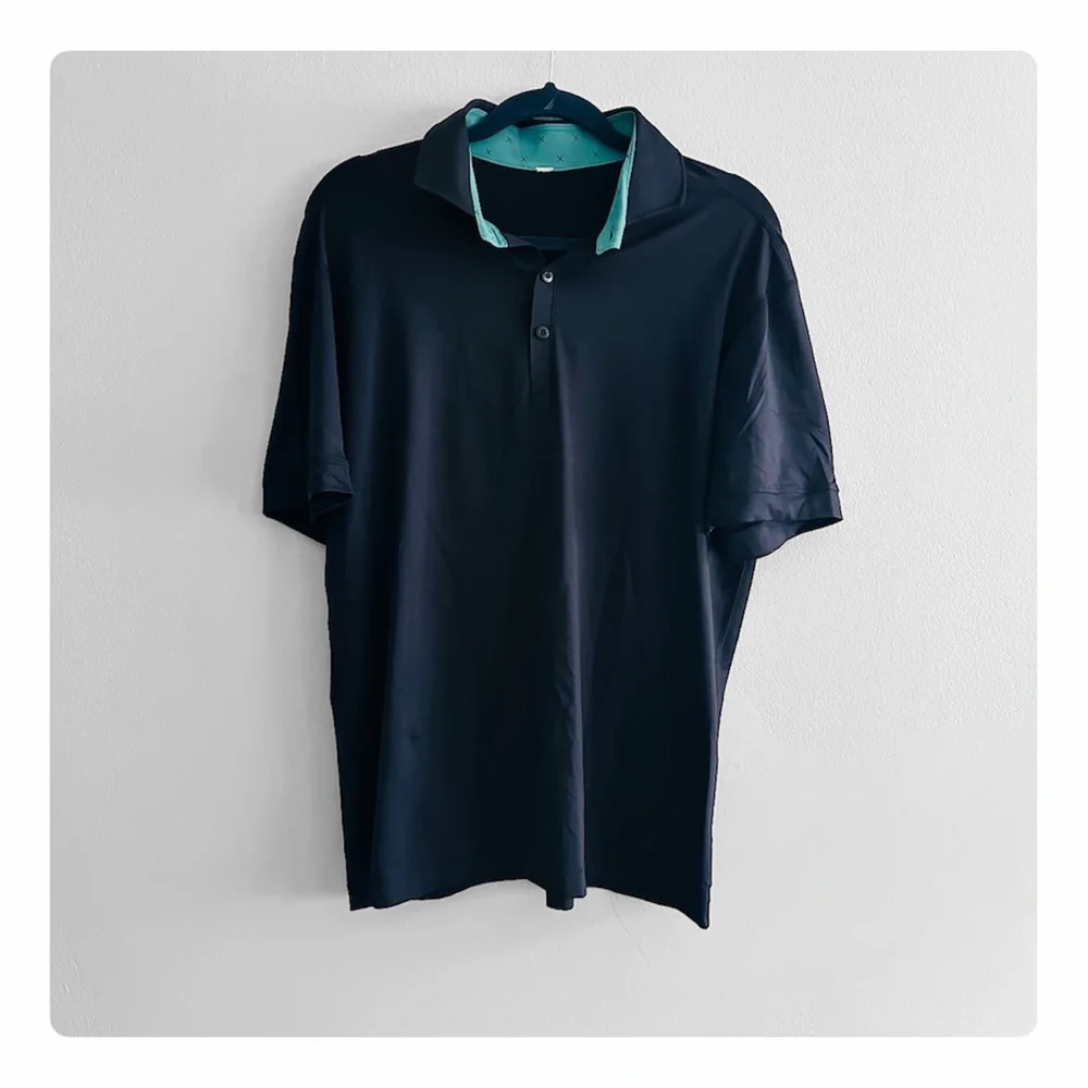 ★ Lululemon Men’s Short Sleeve Polo Shirt - Navy ★ - Picture 3 of 16